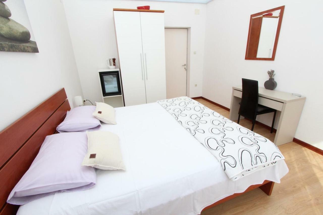 Rooms And Apartment Luana Ρόβινι Εξωτερικό φωτογραφία