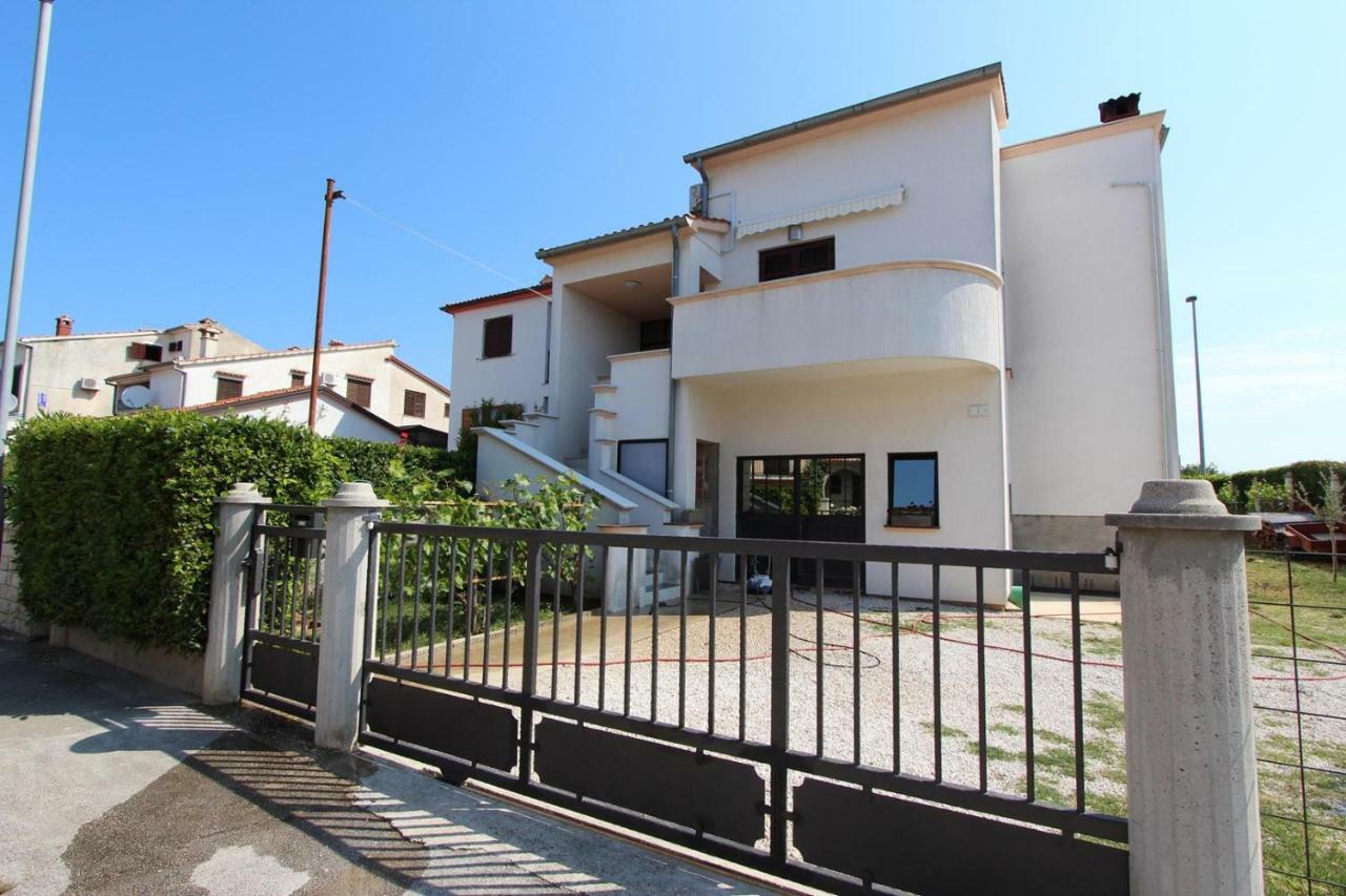 Rooms And Apartment Luana Ρόβινι Εξωτερικό φωτογραφία
