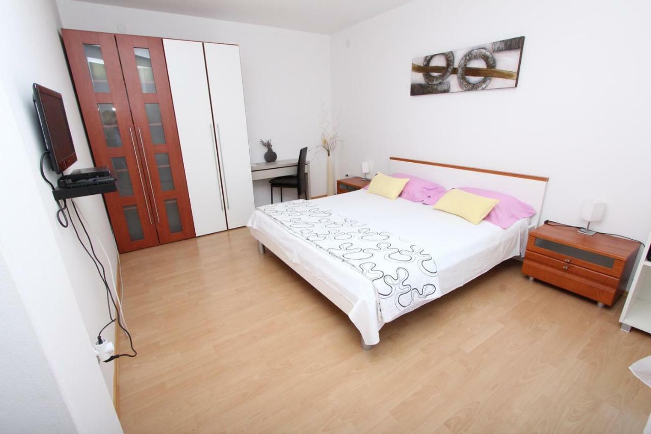 Rooms And Apartment Luana Ρόβινι Εξωτερικό φωτογραφία