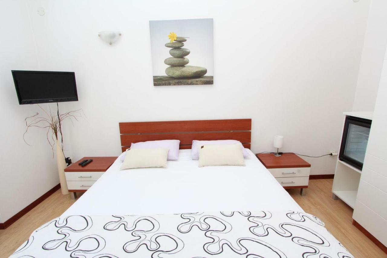 Rooms And Apartment Luana Ρόβινι Εξωτερικό φωτογραφία