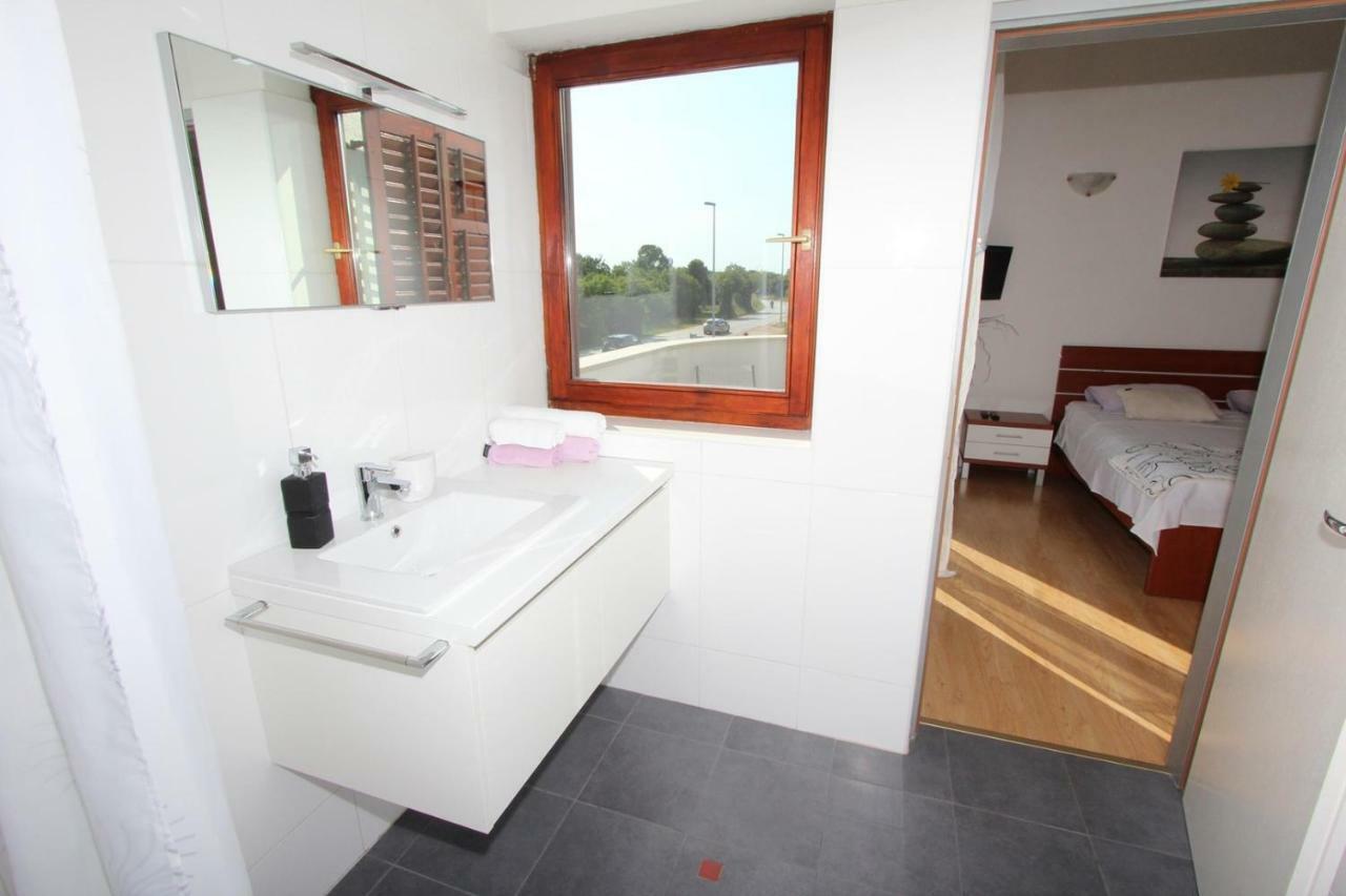Rooms And Apartment Luana Ρόβινι Εξωτερικό φωτογραφία
