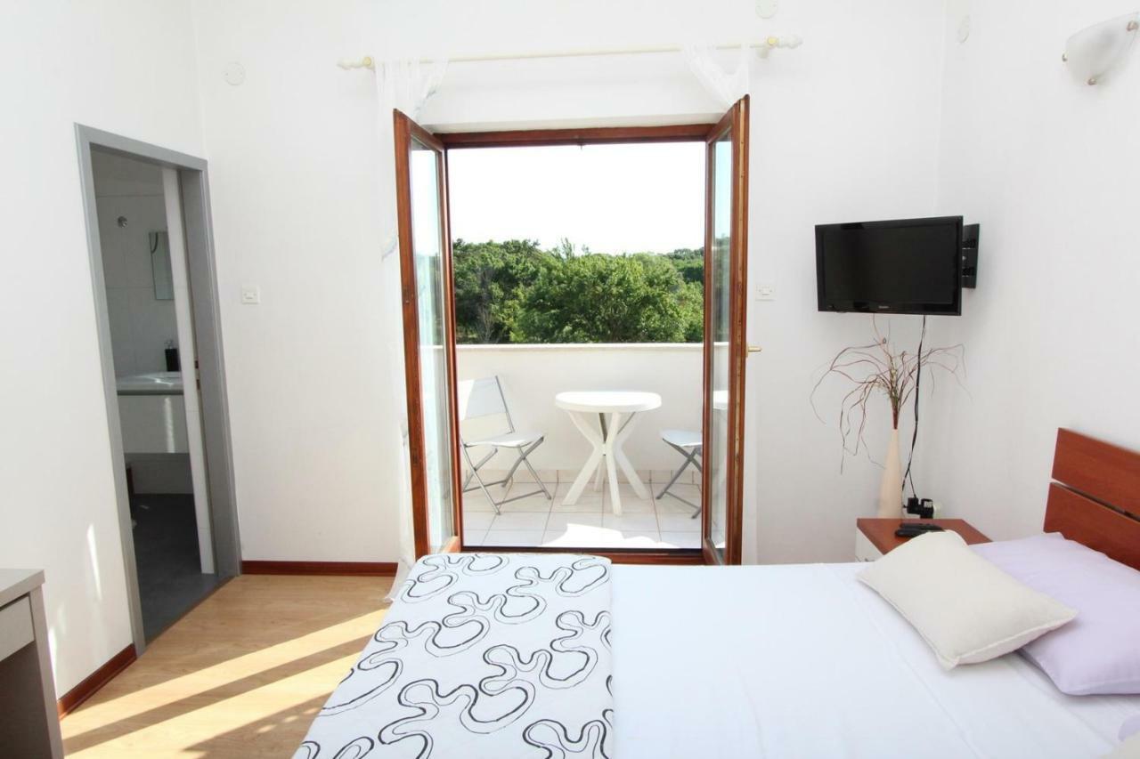 Rooms And Apartment Luana Ρόβινι Εξωτερικό φωτογραφία