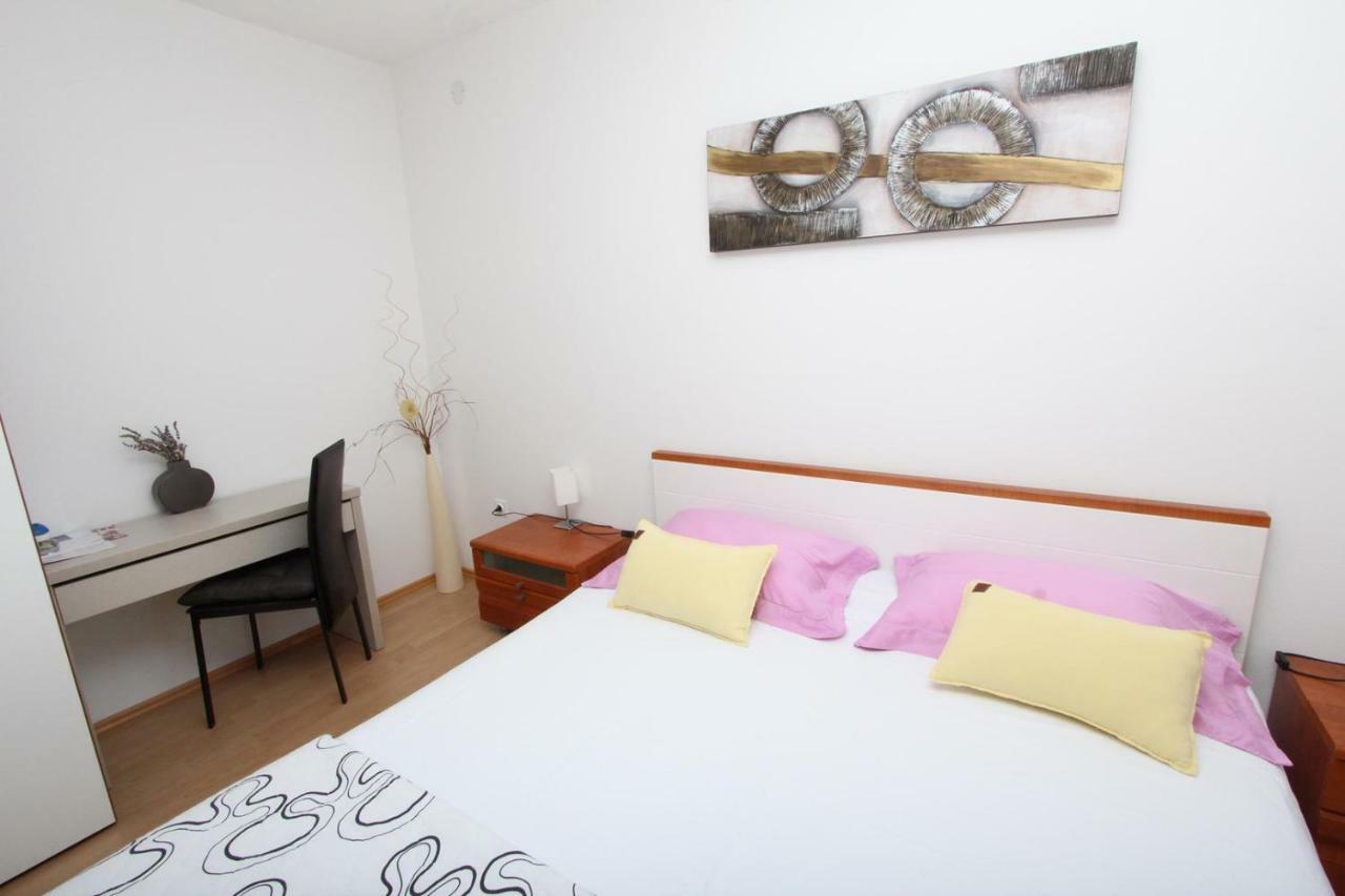 Rooms And Apartment Luana Ρόβινι Εξωτερικό φωτογραφία